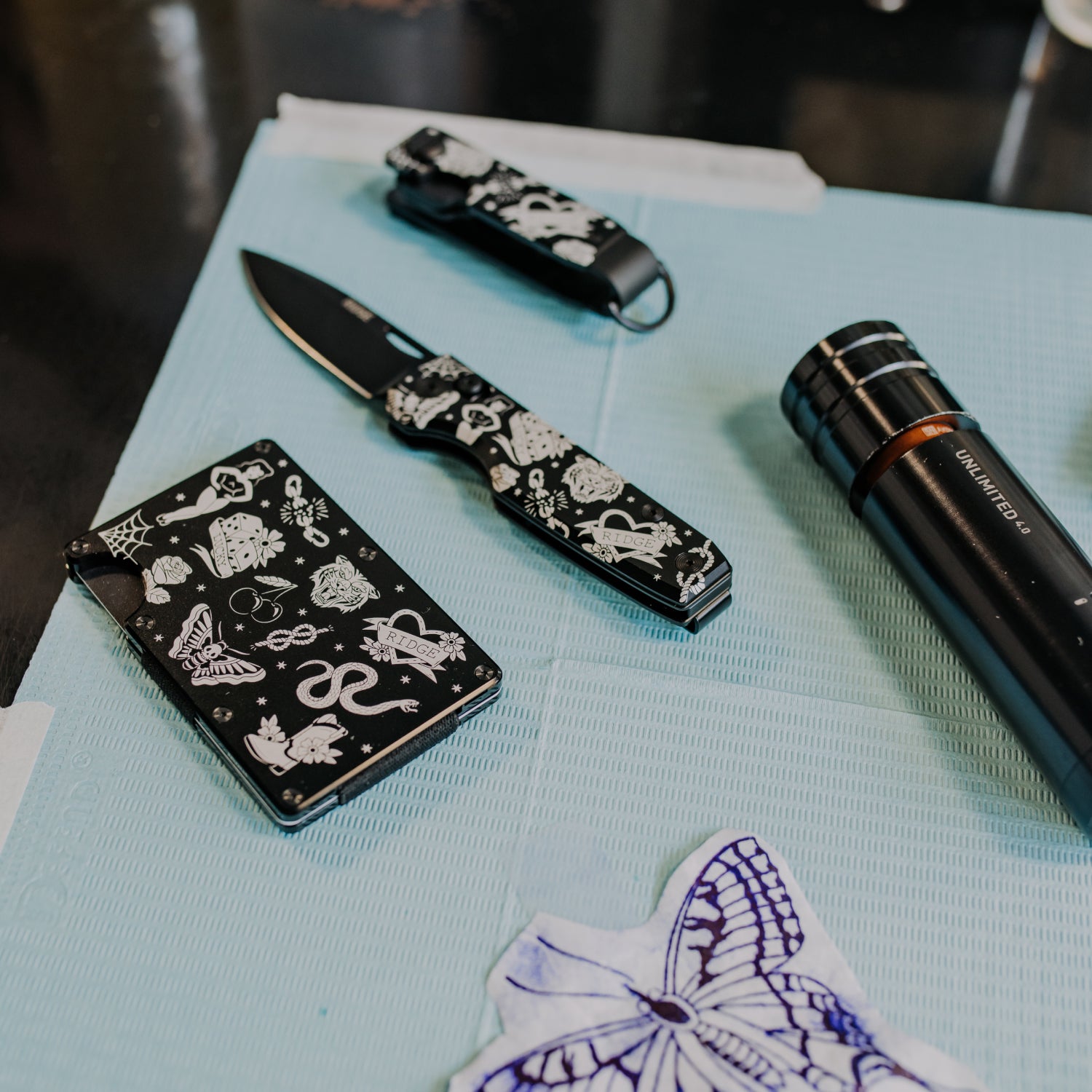 Daily Survival Kit - Traditional Flash