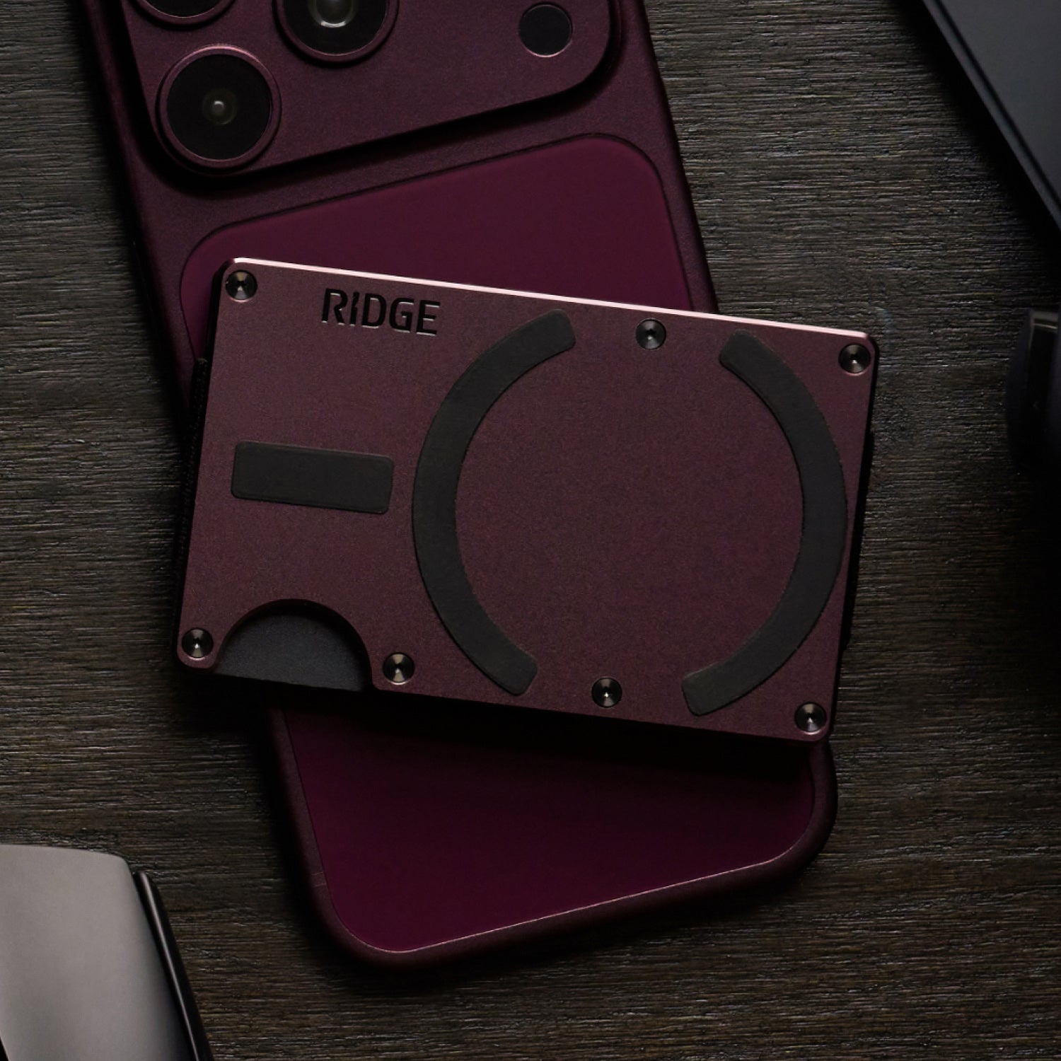 Ridge Wallet for MagSafe + KeyCase - Burgundy + Royal Black